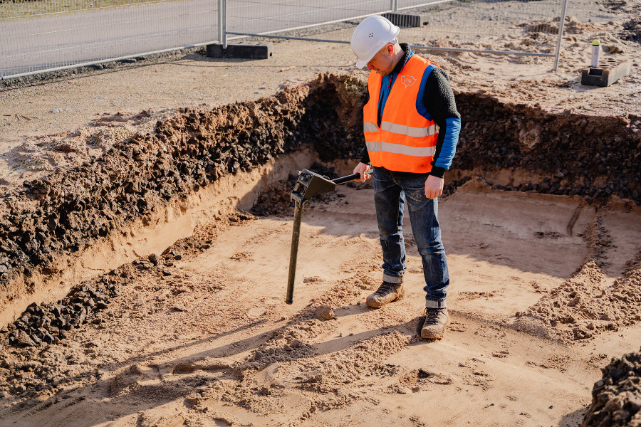 Explosive ordnance clearance during construction